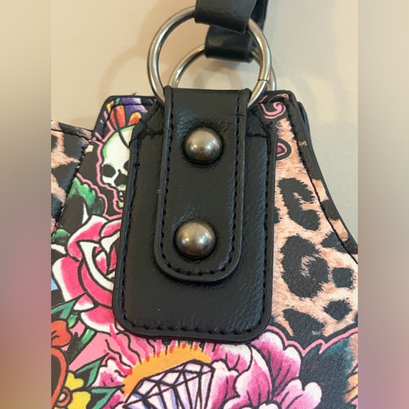 NWT Ed Hardy Leopard Print Skull & Floral Motif Vegan Faux Leather Tote Purse - Picture 13 of 16